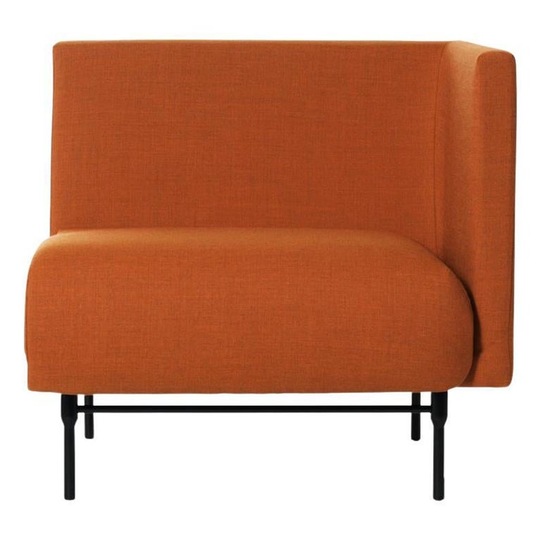 Modèle marin Galore orange brûlé à droite par Warm Nordic en vente