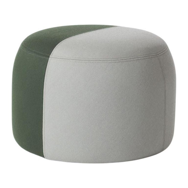 Dainty Pouf gris chaud, vert forêt par Warm Nordic en vente