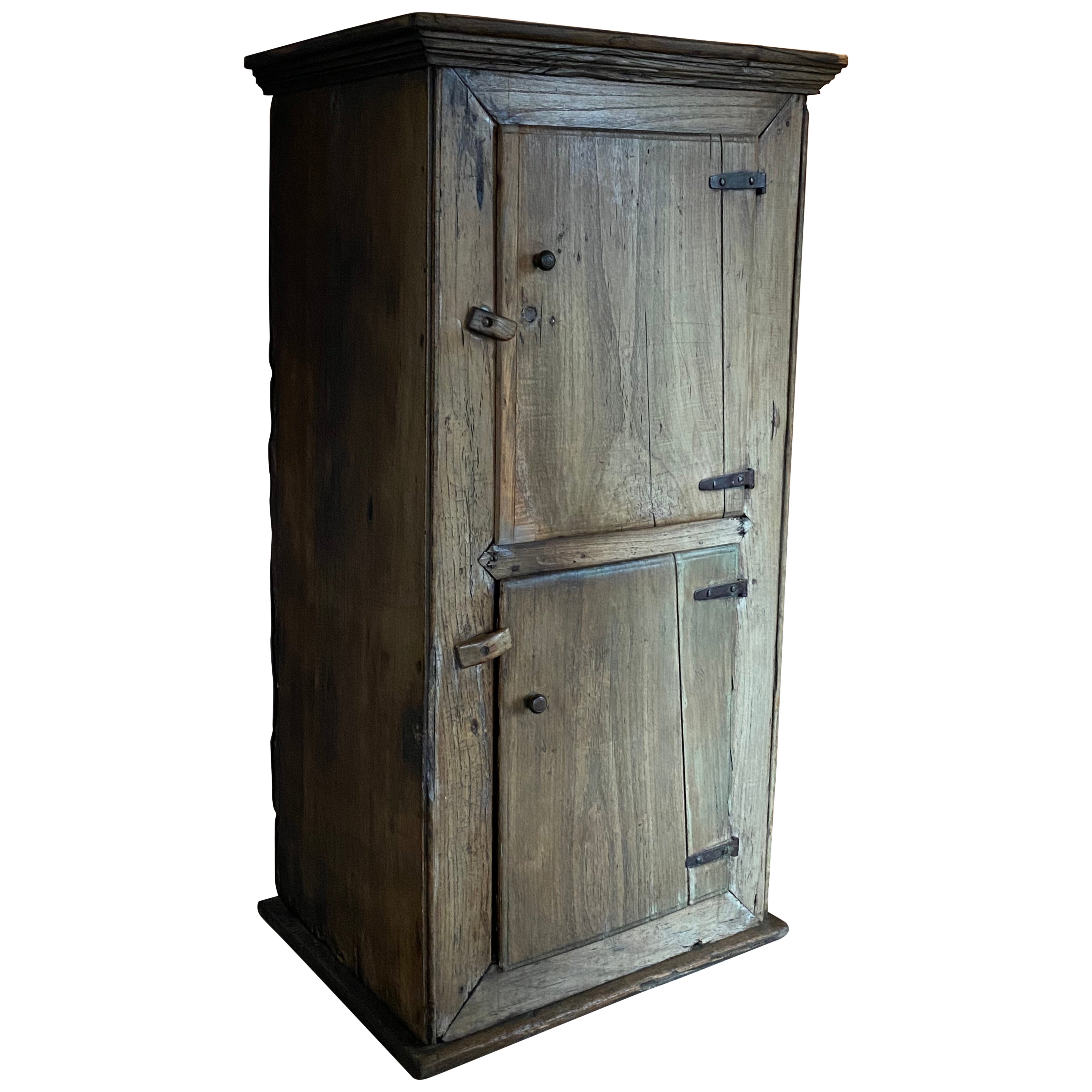 Early 18th Century Italian Cabinet For Sale