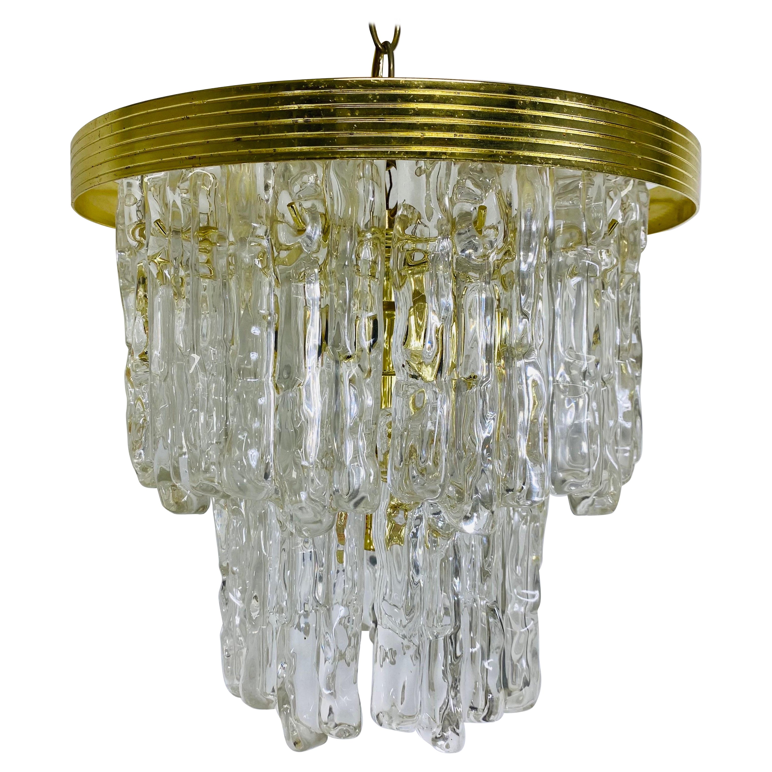 Vintage Mid-Century Modern Lucite and Brass Waterfall Style Chandelier For Sale