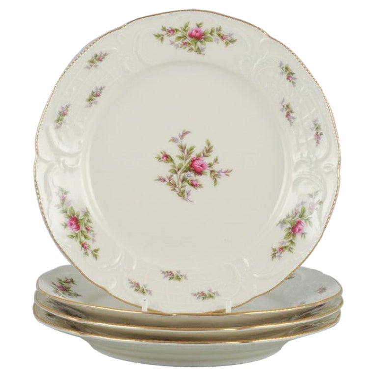 Rosenthal, Alemania. "Sanssouci", cuatro platos de color crema con flores
