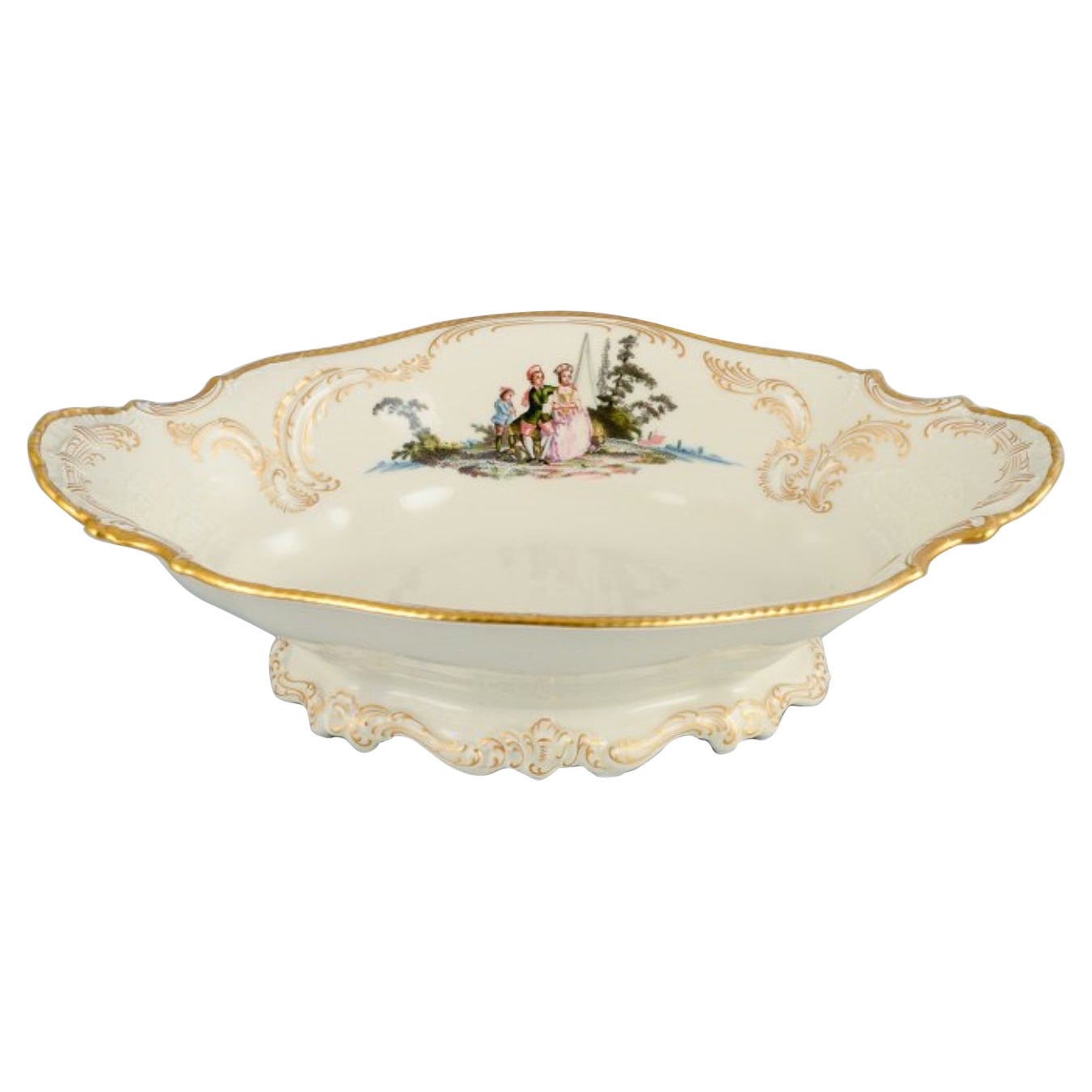Rosenthal, Germany. "Sanssouci", Large Oval Cream-Colored Bowl For Sale