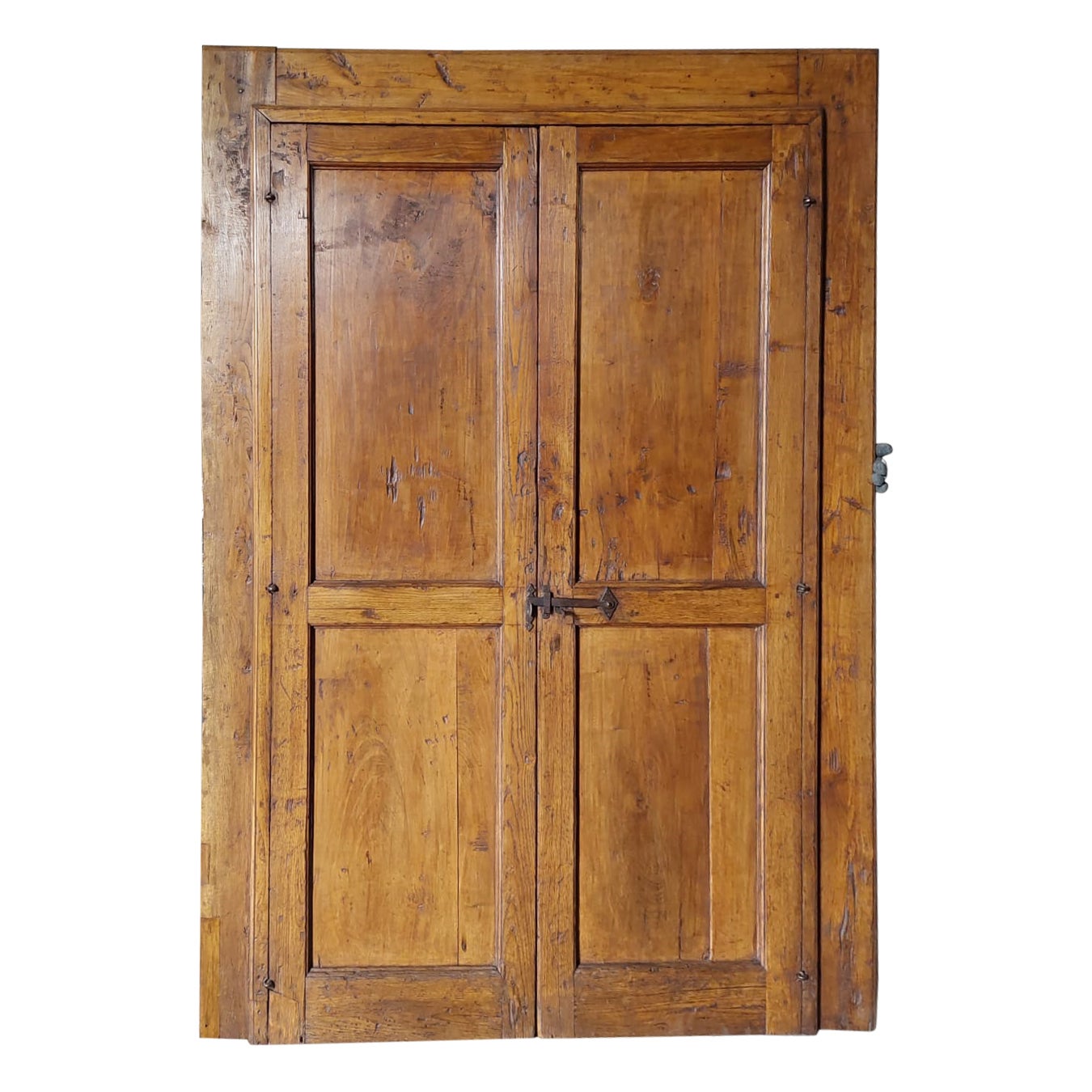 Antike Tür / rustikaler Schrank mit zwei Türen aus Norditalien, 18. Jahrhundert.