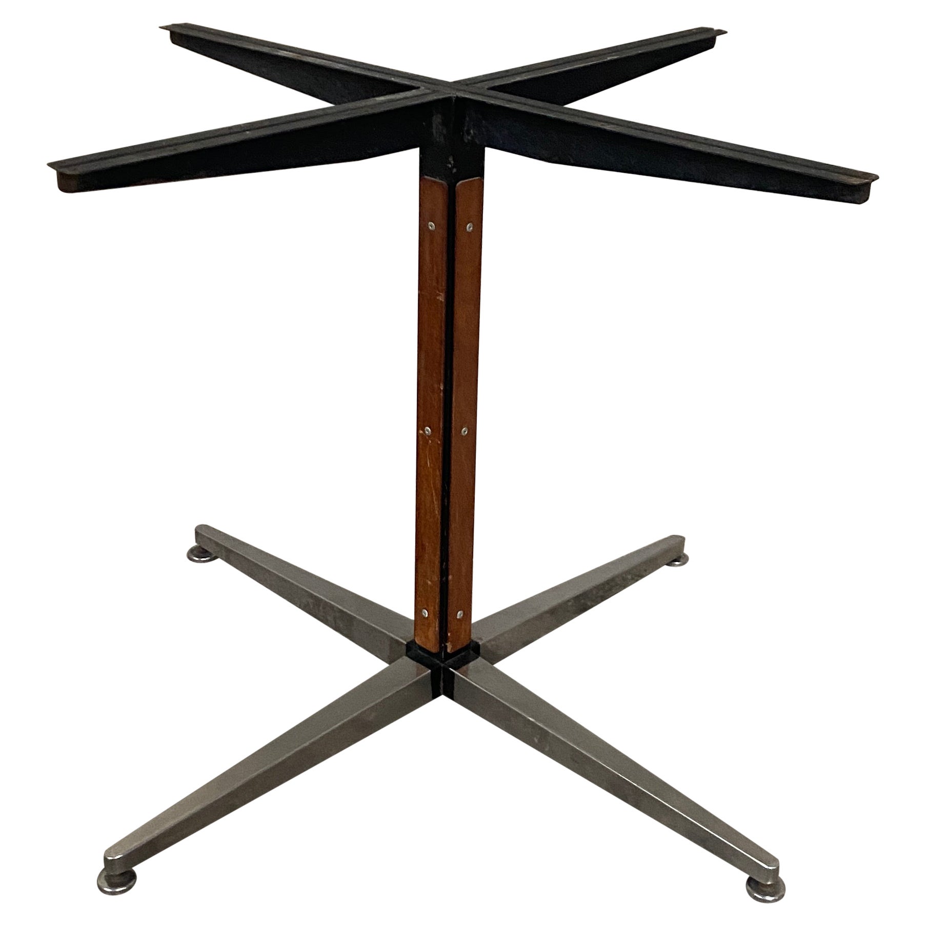 Mid-Century Modern Italian Iron Table Bases with Aluminum Legs 'Big Size' For Sale