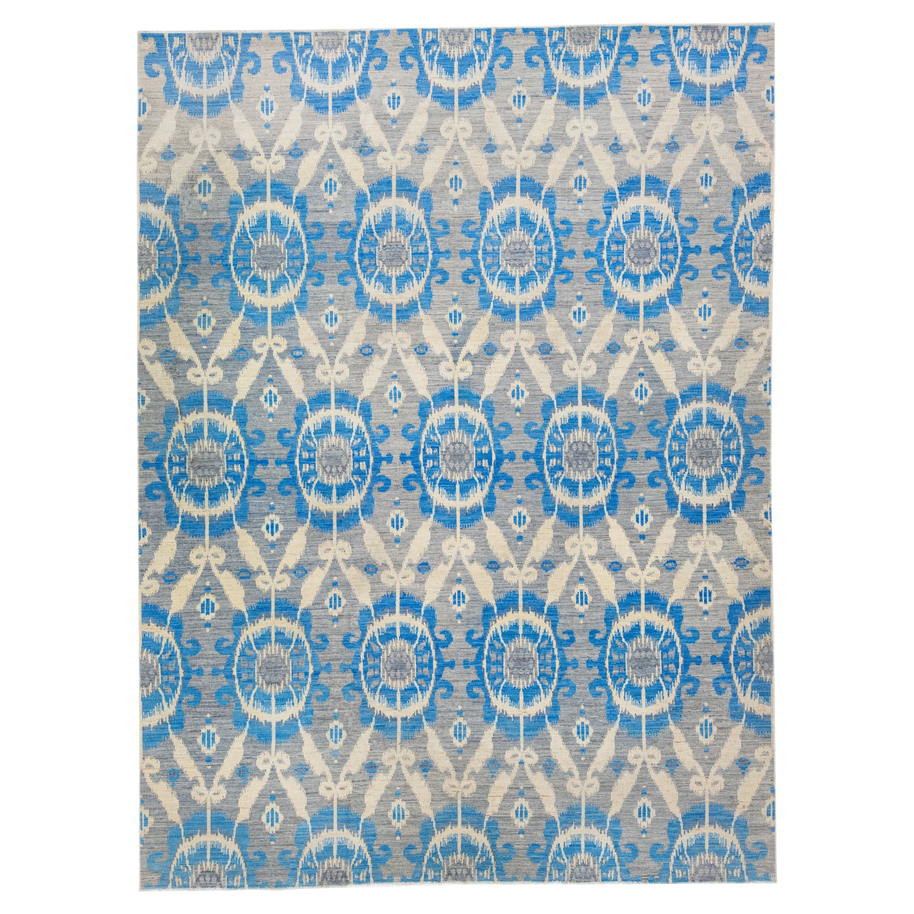 Modern Ikat Gray Wool & Silk Rug with Allover Pattern For Sale