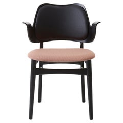 Gesture Chair Black Beech Fresh Peach Black Leather by Warm Nordic