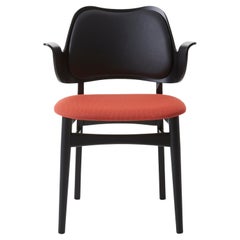 Gesture-Stuhl aus schwarzer Buche, rostfarbenes, rosa und schwarzes Leder von Warm Nordic