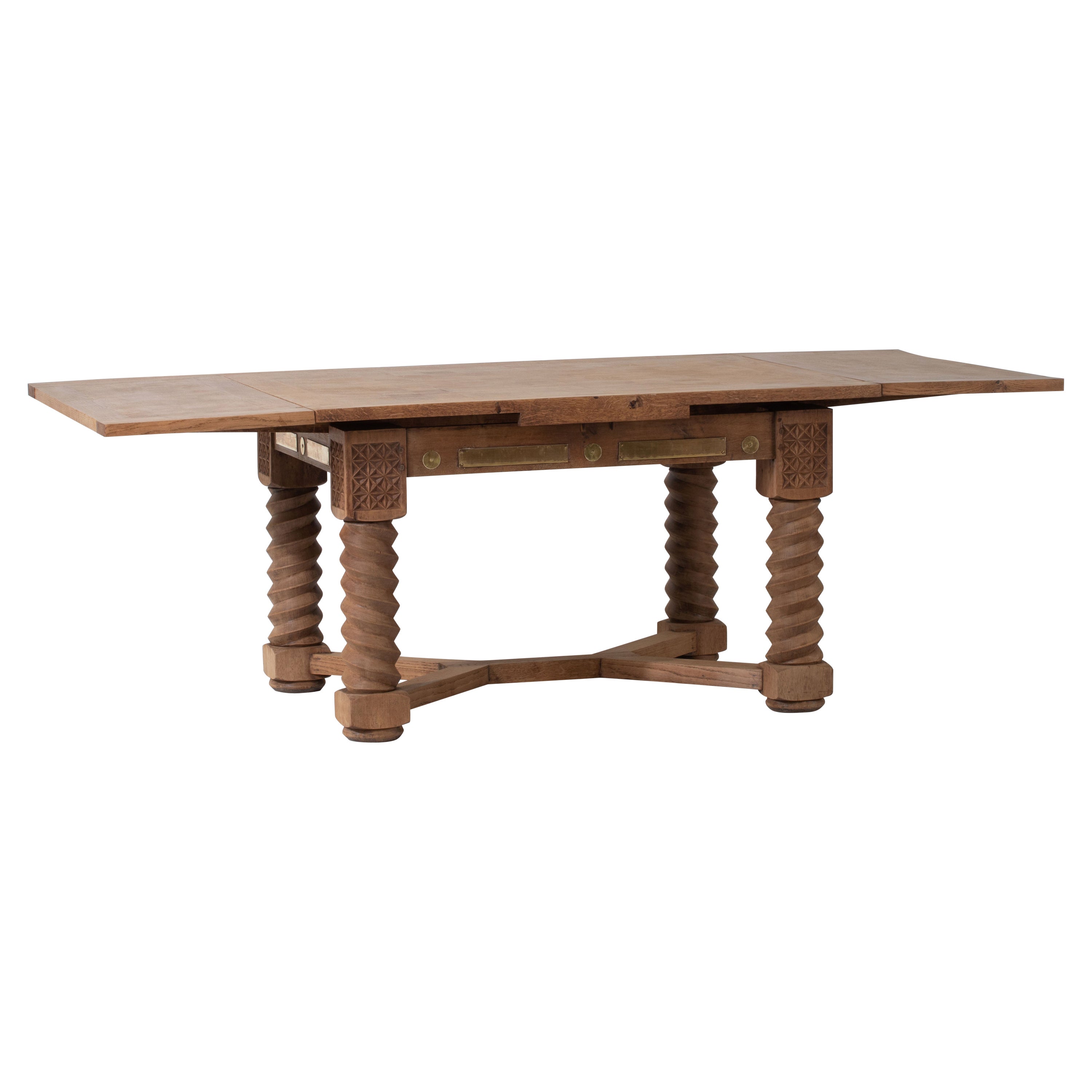1940s French Art Deco Extendable Oak Table