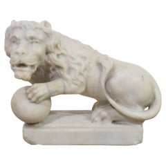 Small 17th/ 18th Century Italian Carved White Marble Lion