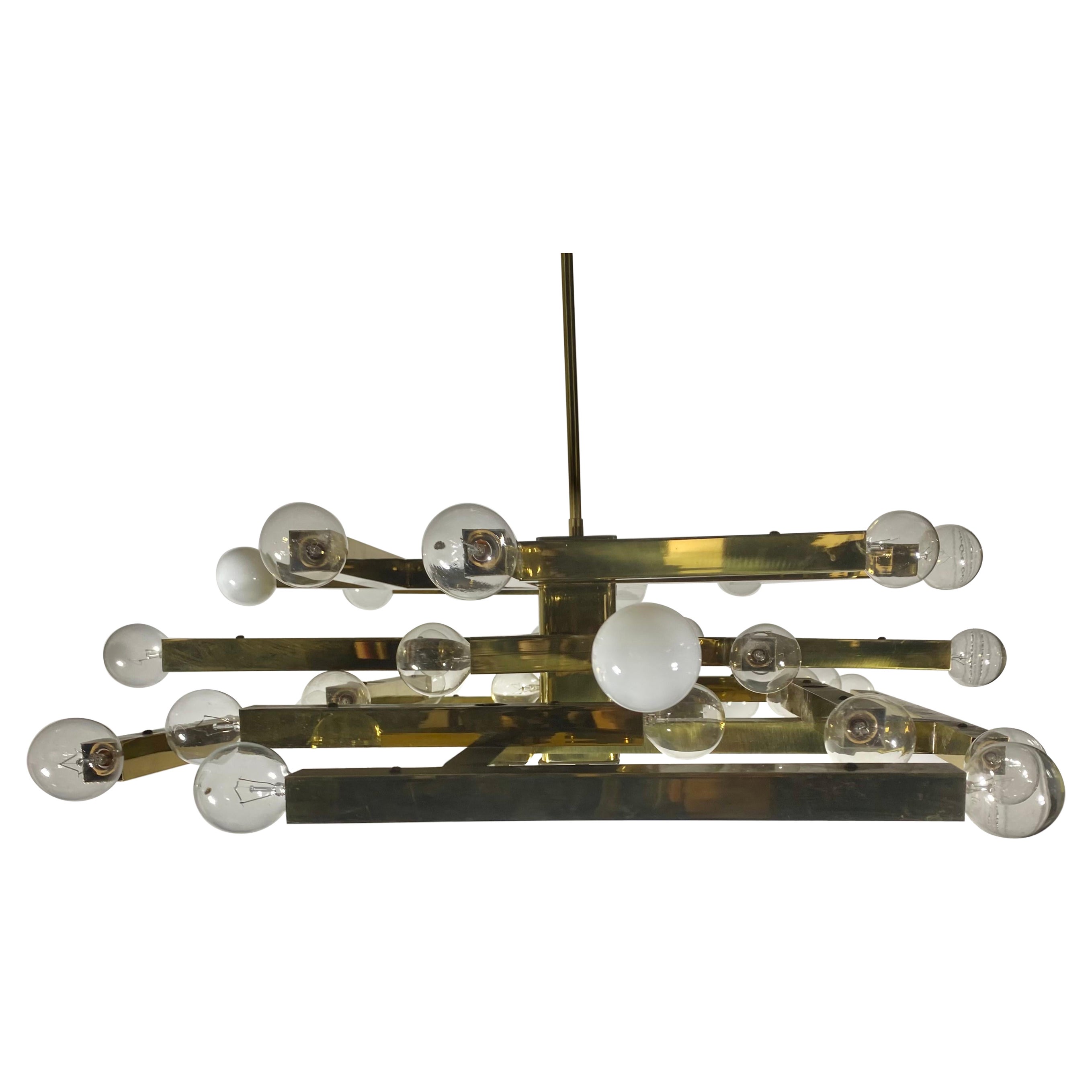 Italian Modern Brass Multi-Light Chandelier, Gaetano Scolari, Classic Modern De For Sale