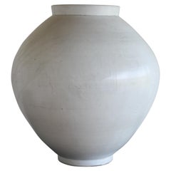 White Porcelain Moon Jar, Joseon Dynasty / 1392-1897