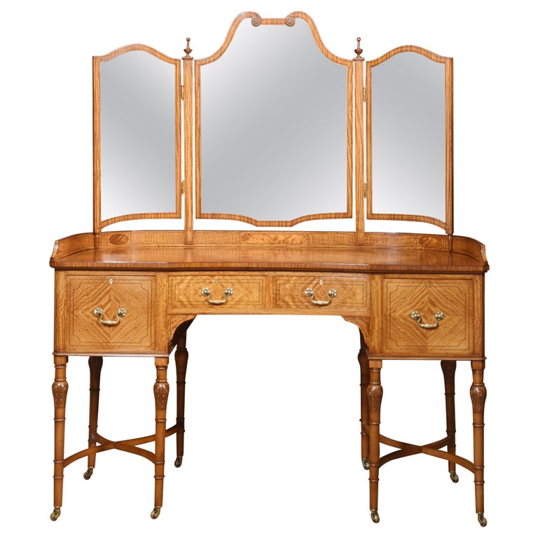 Satinwood dressing table For Sale at 1stDibs
