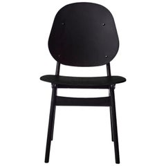 Noble Chair aus schwarz lackierter Buche von Warm Nordic
