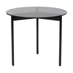 Table d'appoint From Above Smoke Grey Glass Black Noir by Warm Nordic