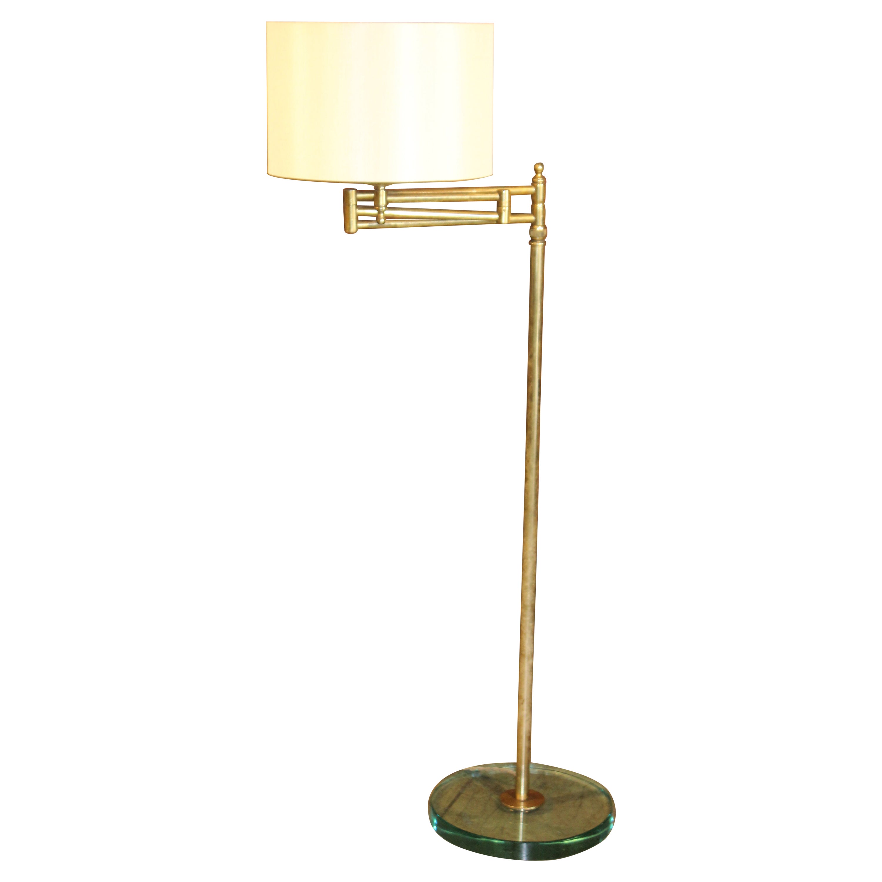 Lampadaire français vintage en laiton sur socle en verre