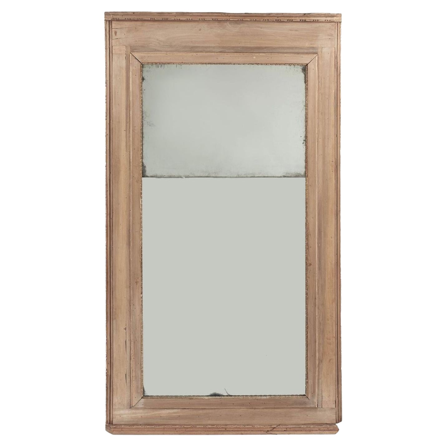 18th Century Bleached Mahogany Mirror with Carved Giltwood Beaded Detail