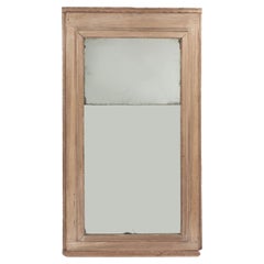 18th Century Bleached Mahogany Mirror with Carved Giltwood Beaded Detail