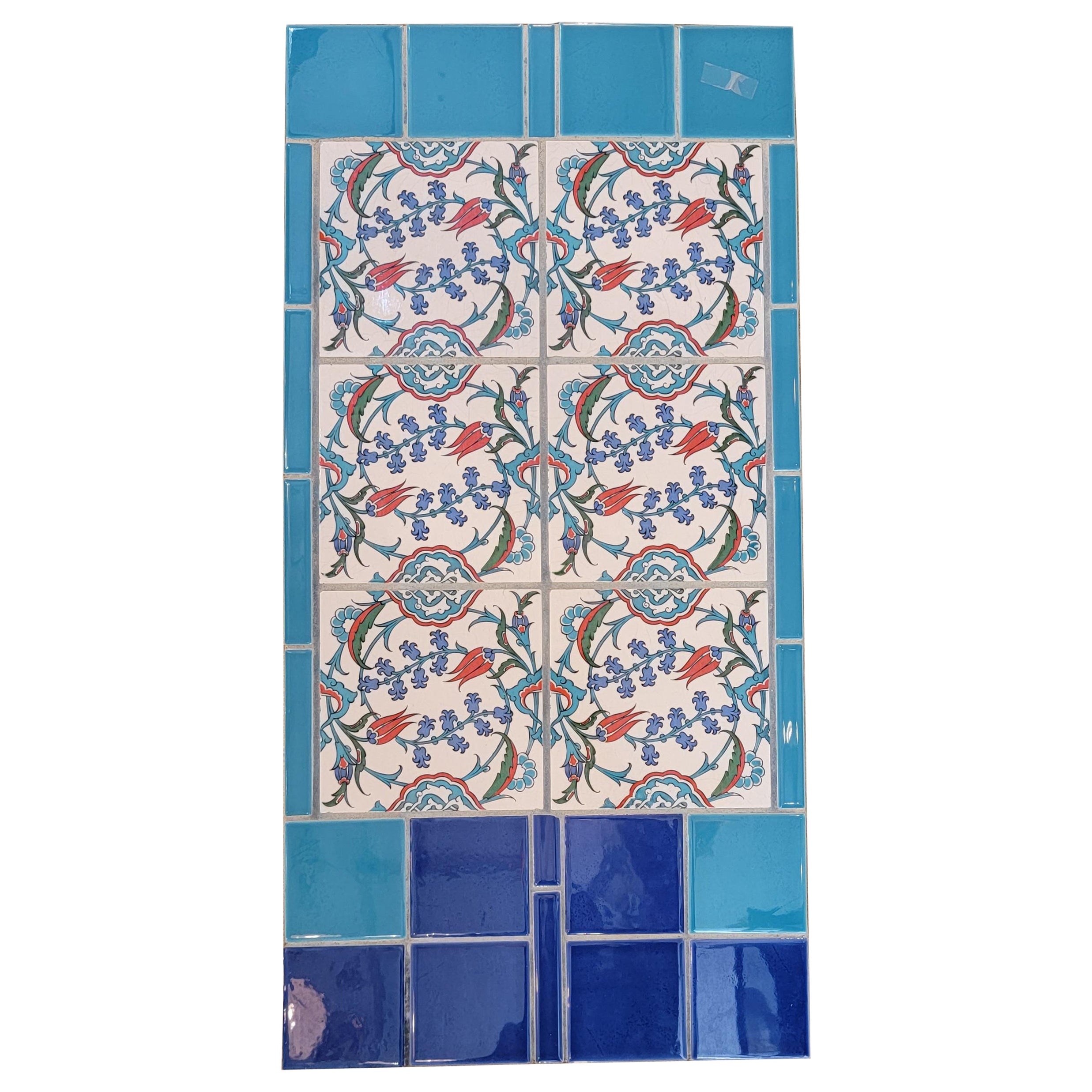 Art mural ou plateau de table italien en carreaux à bordure florale bleue
