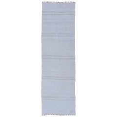 Tapis de couloir turc vintage à tissage plat avec motif de rayures modernes en blanc