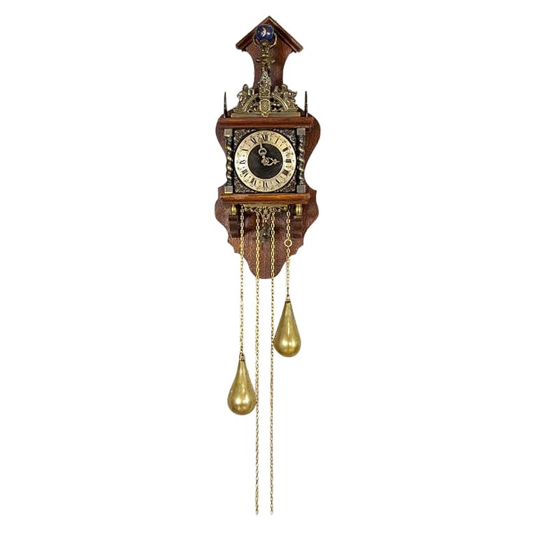 Wall Clock from the Late 20th Century in Oak Case For Sale