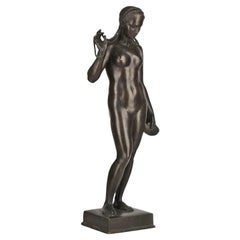 Deutsche Bronzeskulptur einer nackten Frau mit Muschelschale im Jugendstil von Lauchhammer, Jugendstil