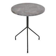 Petite table en marbre gris All For One par OxDenmarq