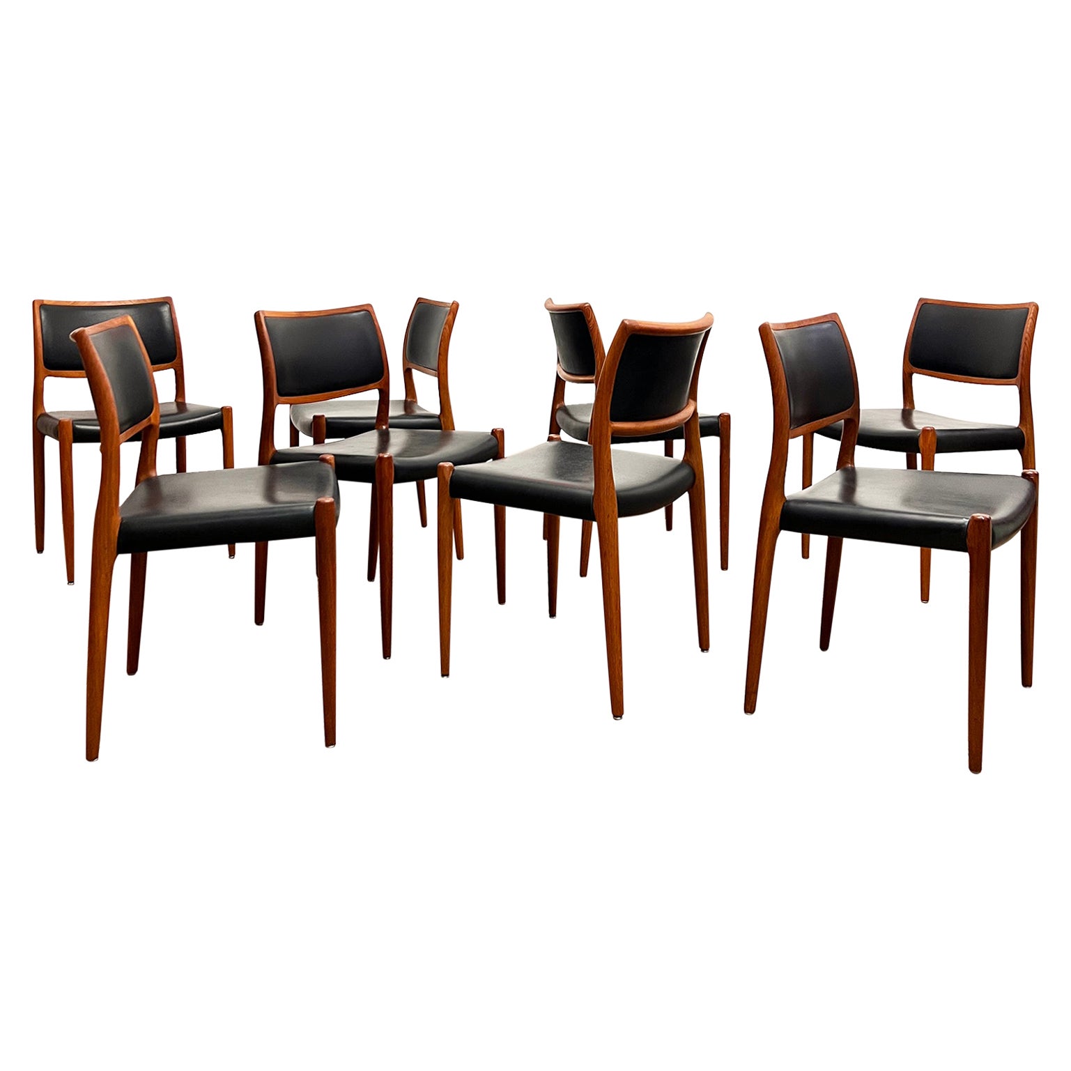 Sedie da pranzo in teak del metà del secolo scorso #80 di Niels O. Møller per J. L. Moller, set di 8 pezzi