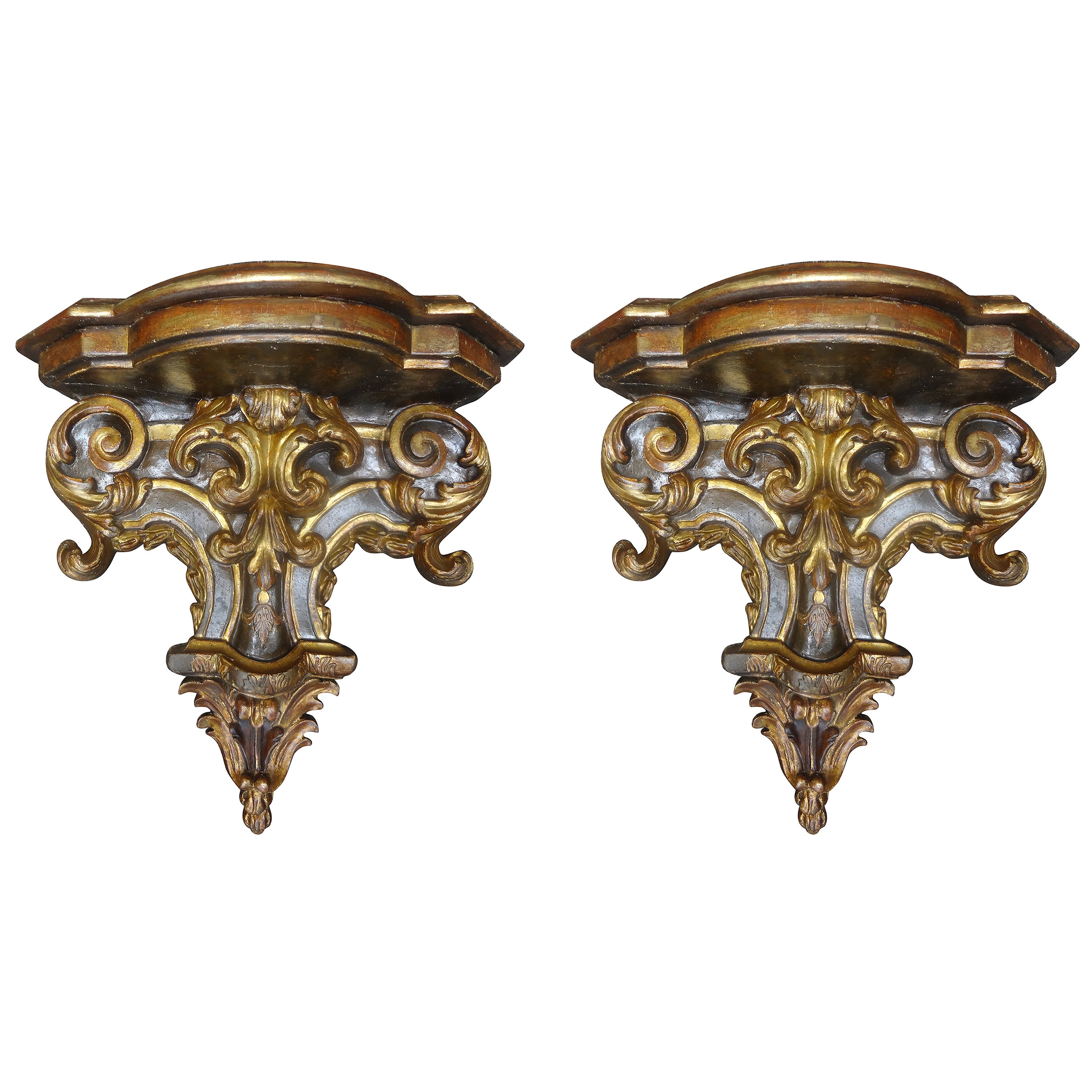 Paire de supports muraux italiens en bois peint et doré du 19ème siècle