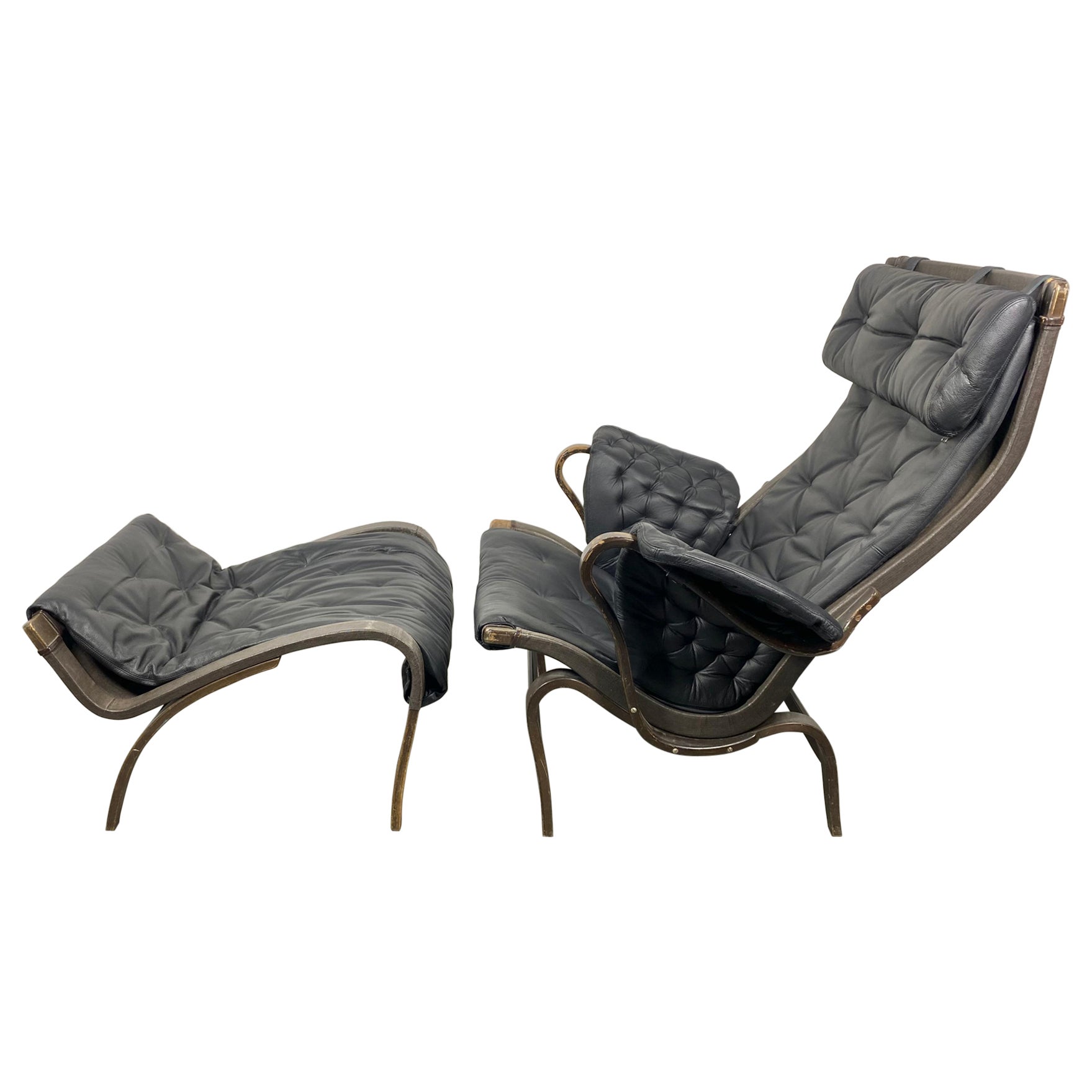 Pernilla Leather Lounge Chair and Ottoman by Bruno Mathsson for DUX For Sale