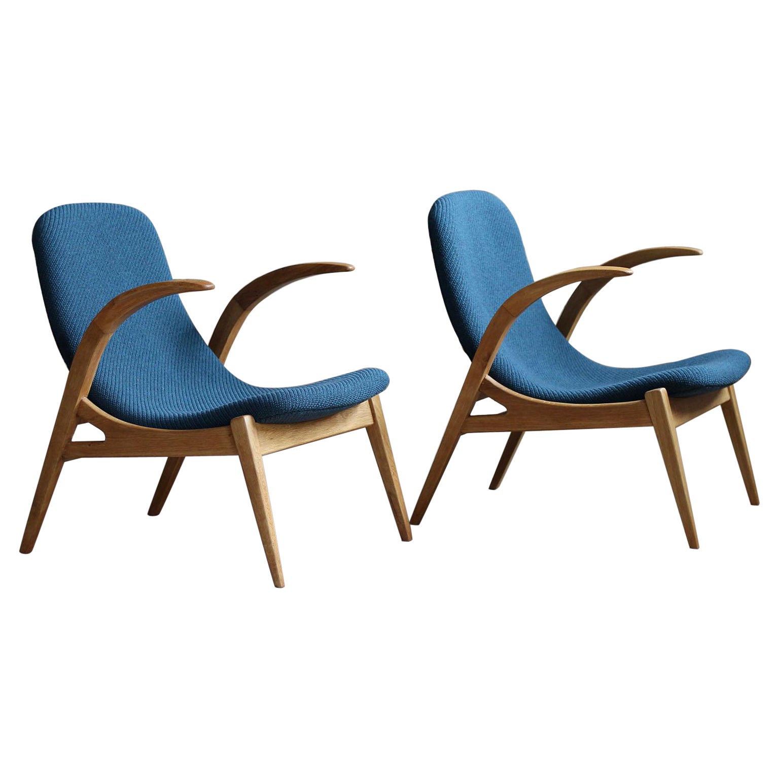 Set of 2 Midcentury Lounge Chairs, 1960s, Czech Republic