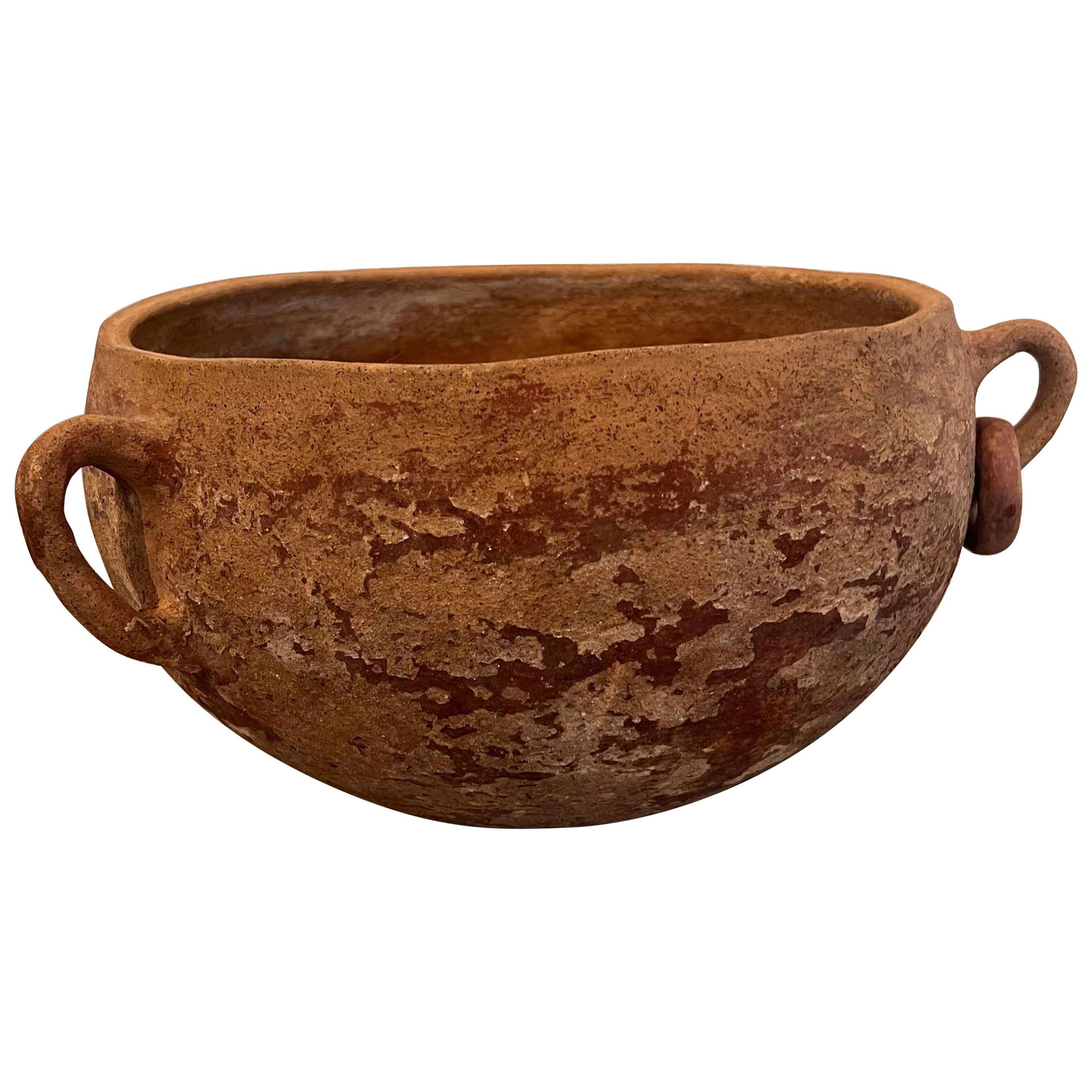 Early 20th Century Bowl with Handles Indigenous to Sierra Norte Del Puebla For Sale