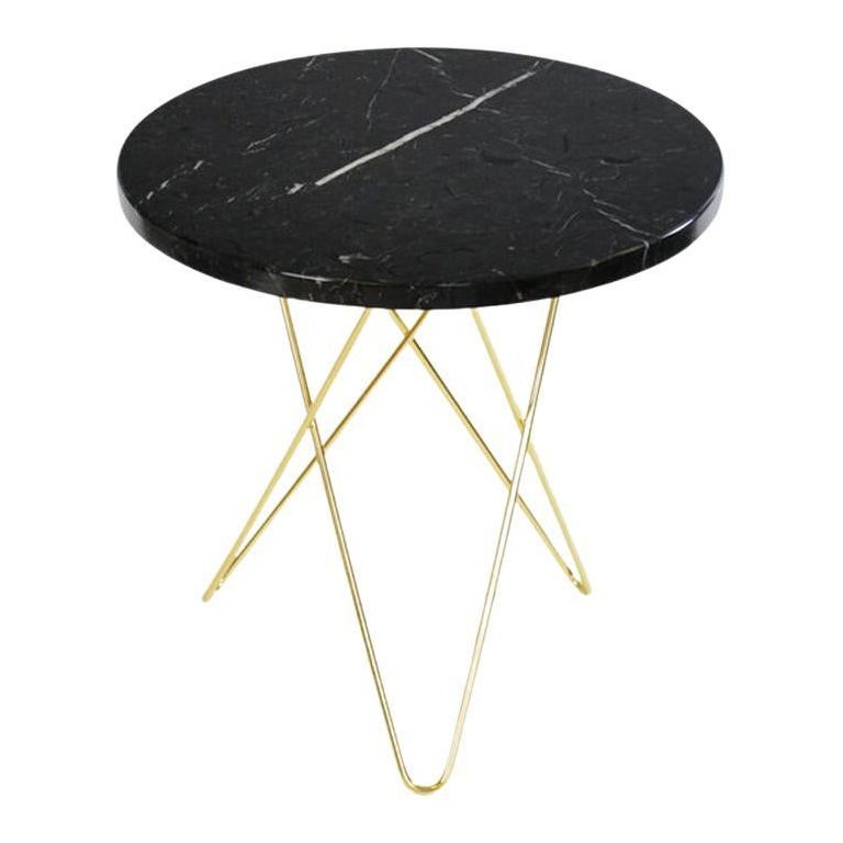 Grande table O en Marbre Noir Marquina et Laiton d'OxDenmarq