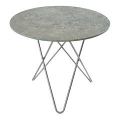 Table O de salle à manger en marbre gris et acier d'OxDenmarq