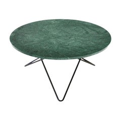 Table "O" en marbre vert indio et acier noir d'OxDenmarq