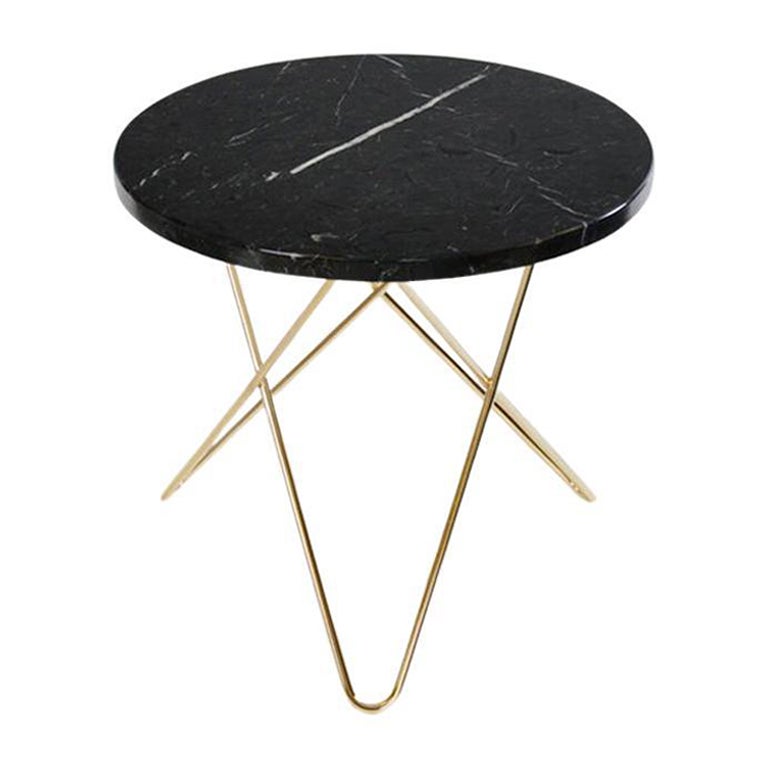 Table O en marbre noir Marquina et laiton d'OxDenmarq