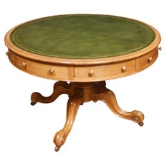 Table à tambour en chêne du 19e siècle