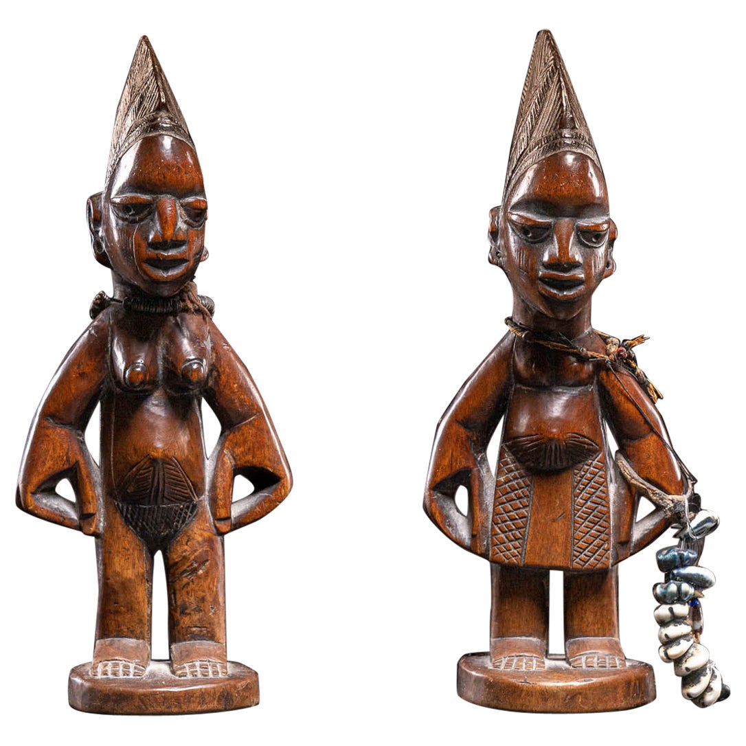 Yoruba-Egba couple of Ere Ibeji Twin Figures signed by Akinyode, Yoruba People  For Sale