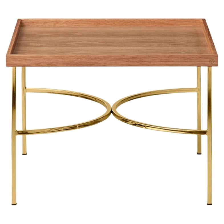 Zeitgenössischer Tabletttisch aus Eiche und Gold im Angebot