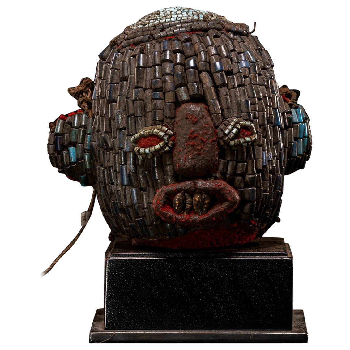 Bamileke Old Anthropomorphic Trophy Head Embroidered with European Glass Beads For Sale