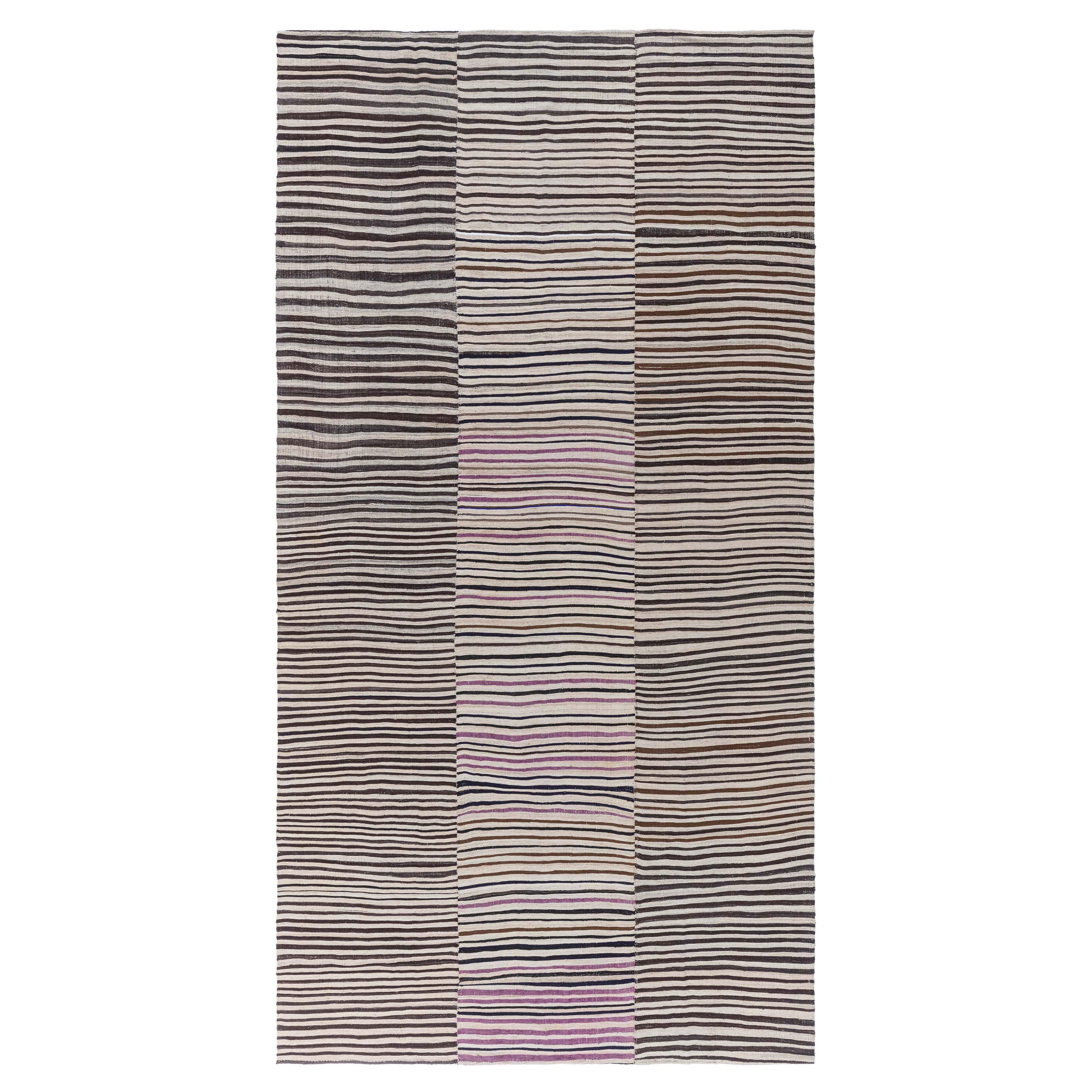 Doris Leslie Blau Collection Persian Kilim Rug For Sale at 1stDibs