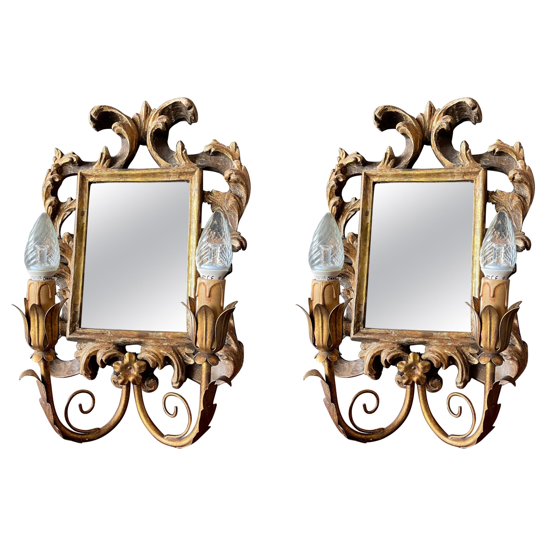 Paar antike geschnitzte Spiegel aus Giltwood Sconces im Angebot