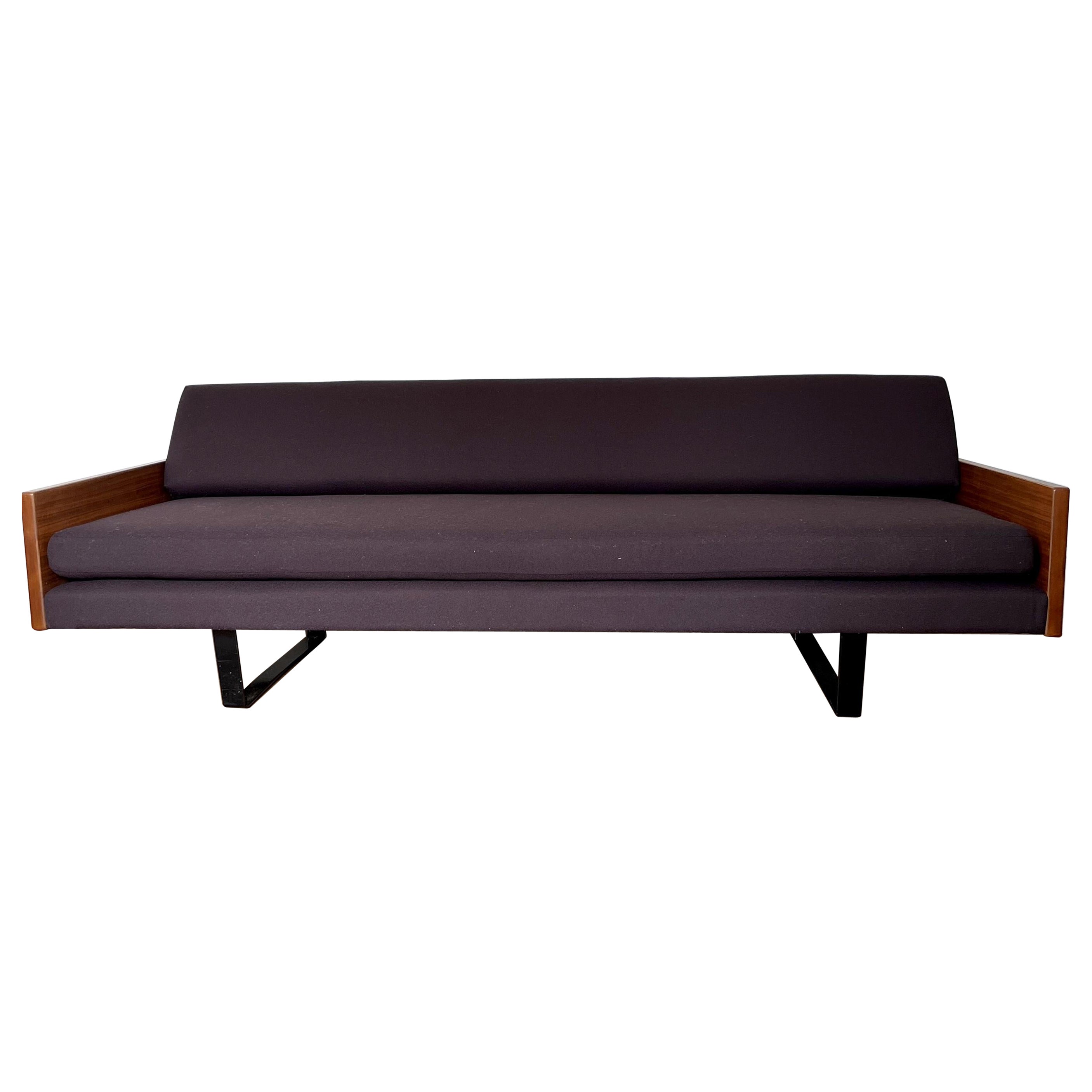 Robin Day Daybed for Habitat