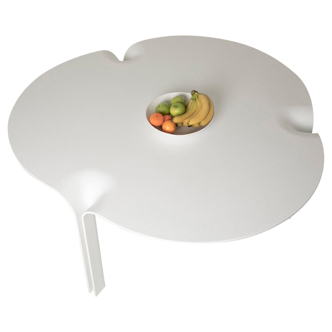 Mesa de comedor Kuroba by Henka Lab