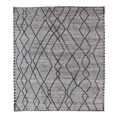 Modern Causal Tribal Rug in Wool with Free Flowing Design in Cream and Blue's