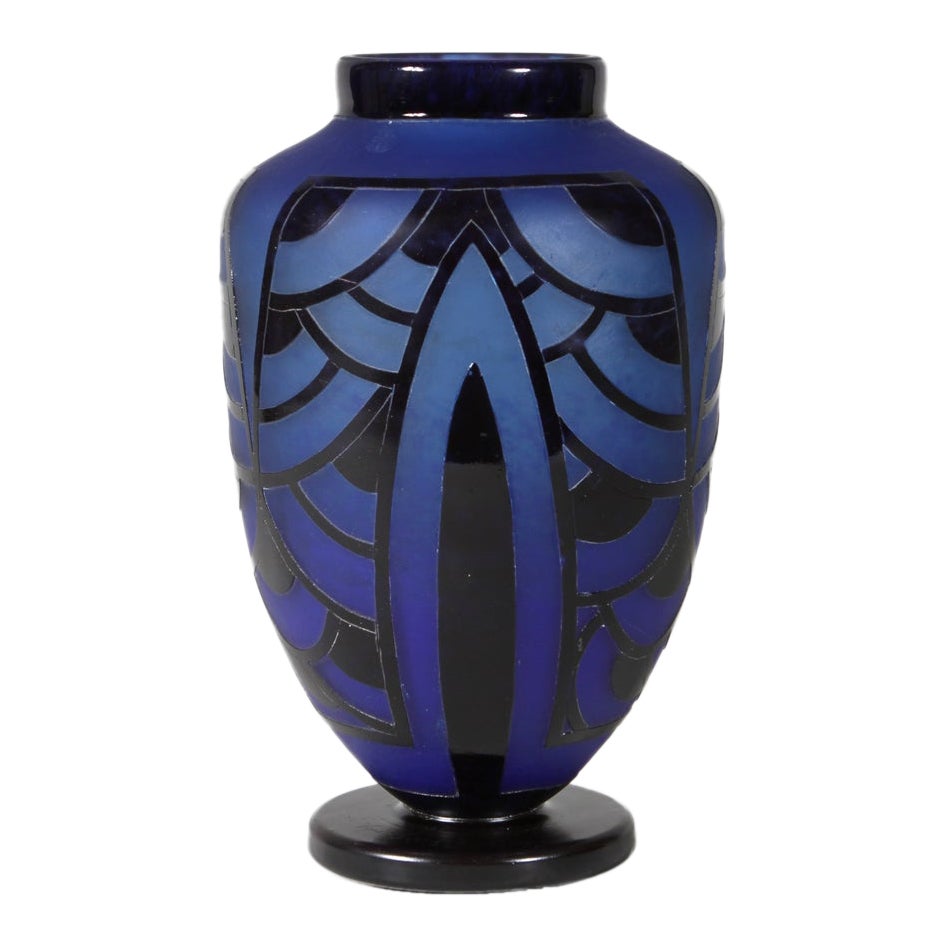 French Art Deco Le Verre Français Vase at 1stDibs