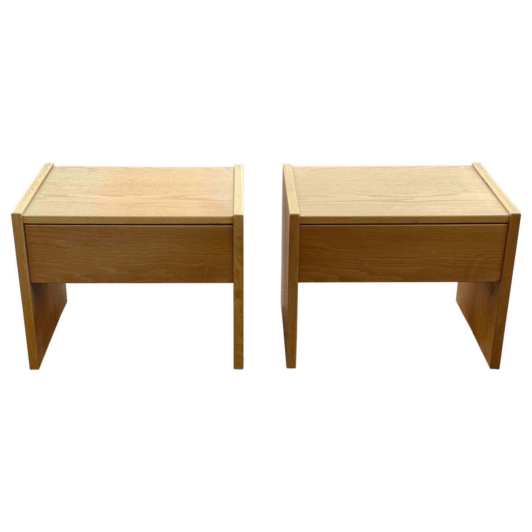 Set of Simple Danish Oak Nightstands from the 1980s For Sale