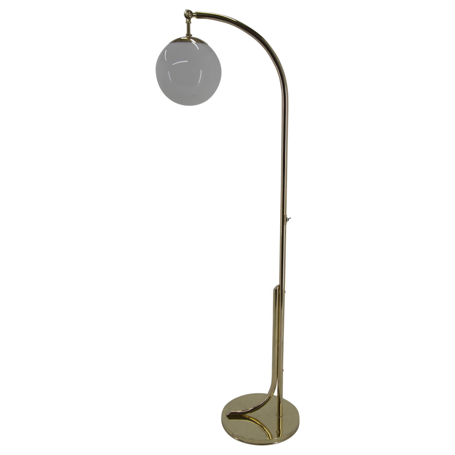 Rare Ar Deco / Functionalist Brass Floor Lamp, 1930s, Restored For Sale