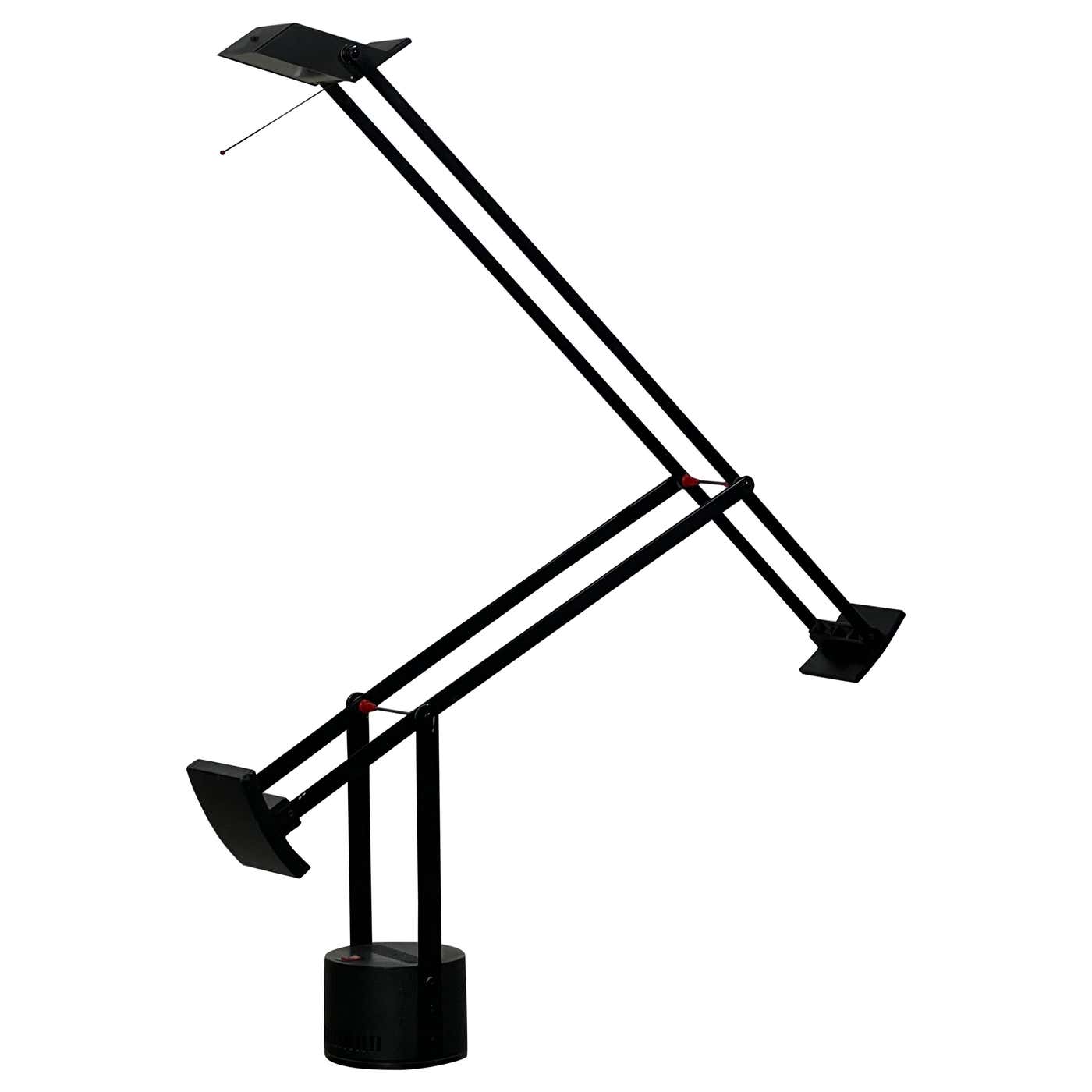 Tizio Desk Lamp by Richard Sapper for Artemide Italy 1970s For Sale at ...