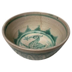 Bol oiseau antique en céramique vert et blanc birman du 15e siècle, Birmanie