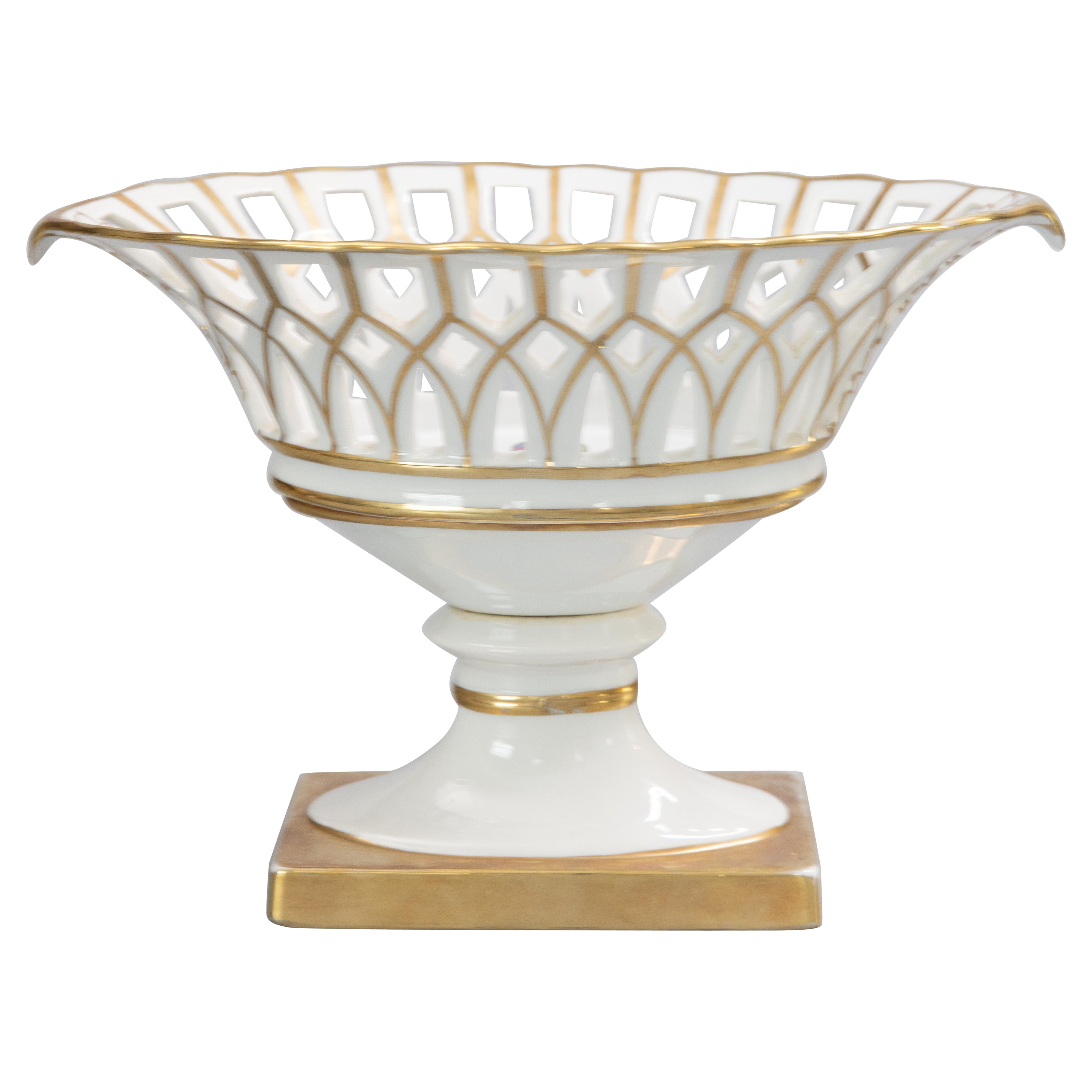 French Old Paris Gilt Porcelain Reticulated Compote, circa 1950
